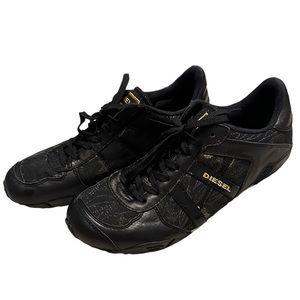 Woman’s New Vintage DIESEL Sneakers Black with Gold size 10